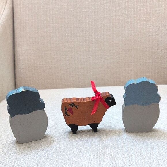 Rustic Hand Painted Wooden Sheep and Fruit Jars Country Decor Vintage Set of 3 - Picture 2 of 7